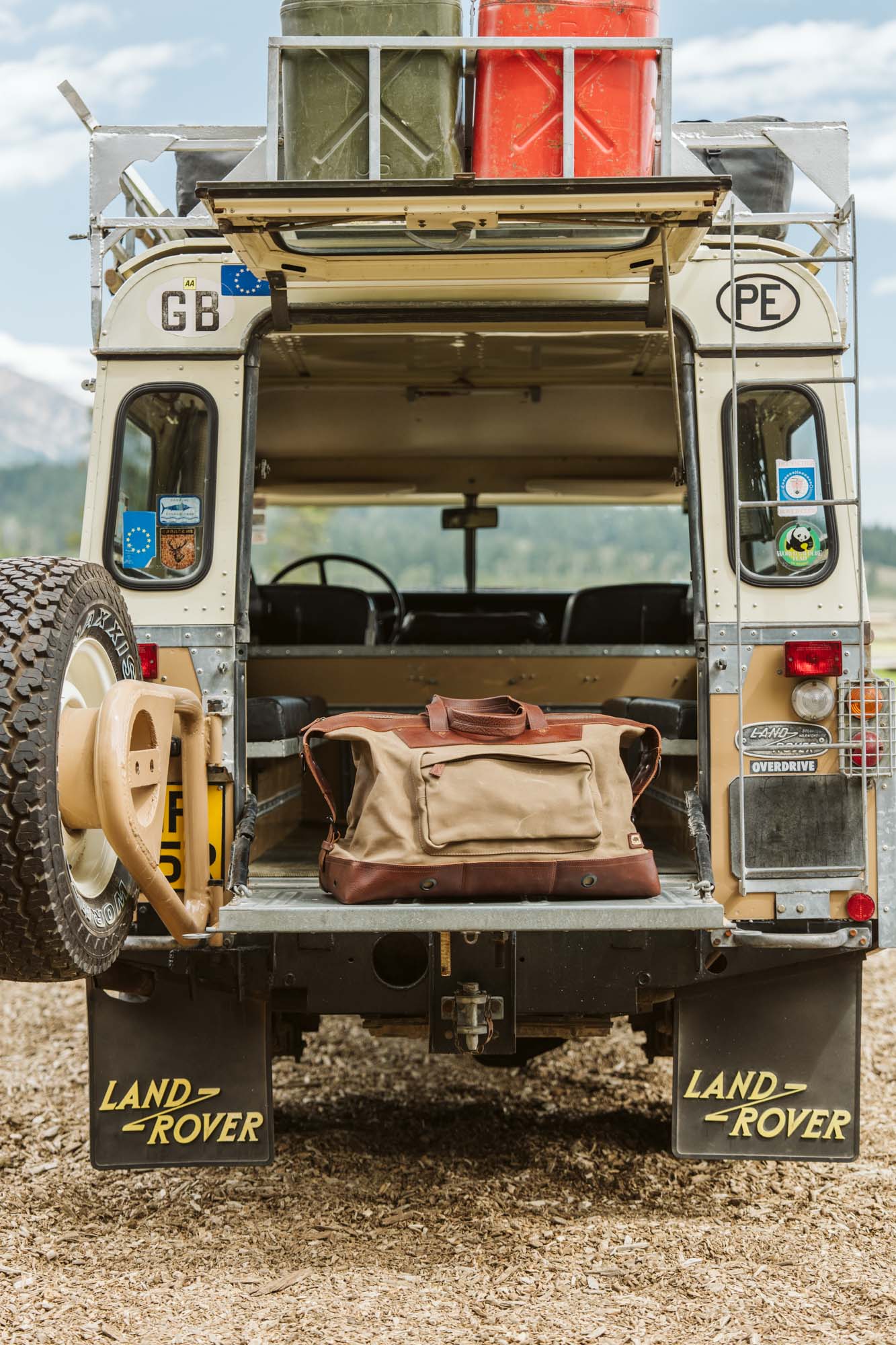 Field Khaki w/ Chestnut Brown Leather